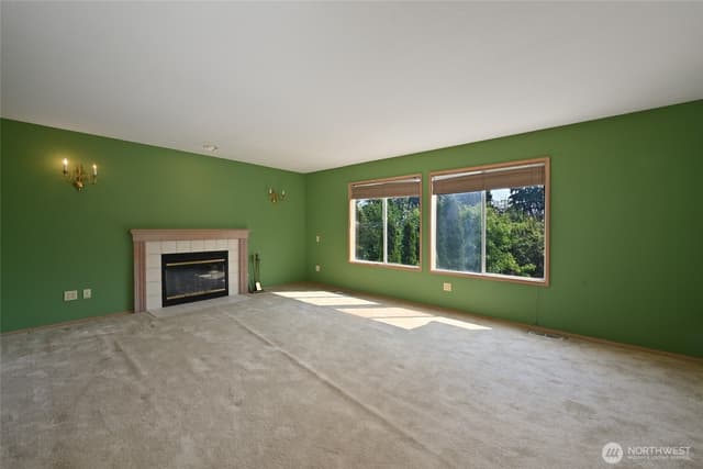 Property photo for 4407 30th Avenue W, Seattle photo 4
