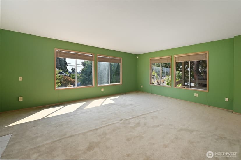 Property photo for 4407 30th Avenue W, Seattle photo 3