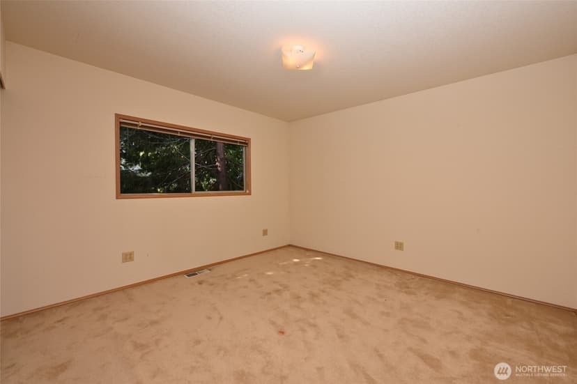Property photo for 4407 30th Avenue W, Seattle photo 19