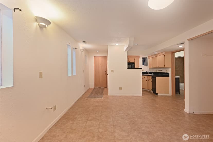 Property photo for 4407 30th Avenue W, Seattle photo 27