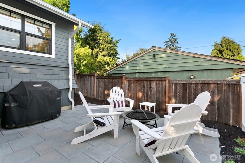 Property photo for 346 10th Avenue, Kirkland photo 24