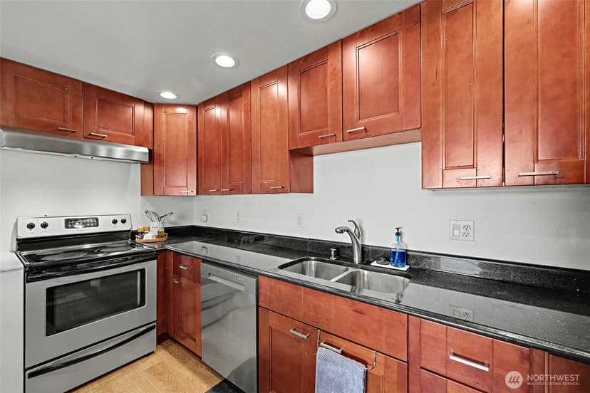 Property photo for 2638 SW 106th Street, Seattle photo 9