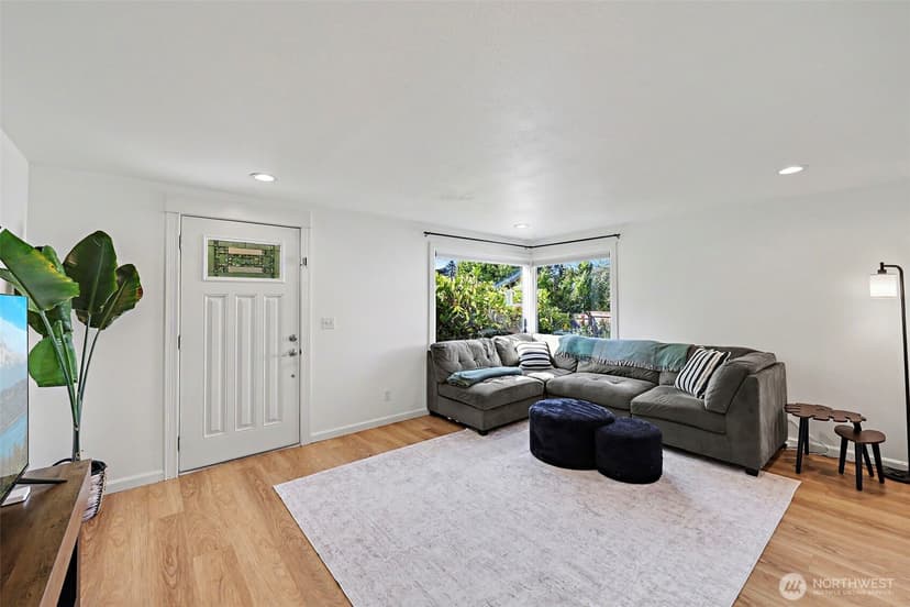 Property photo for 2638 SW 106th Street, Seattle photo 5