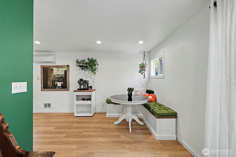 Property photo for 2638 SW 106th Street, Seattle photo 16