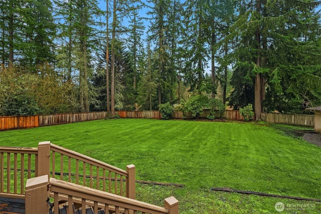 Property photo for 22223 NE 82nd Place, Redmond photo 2