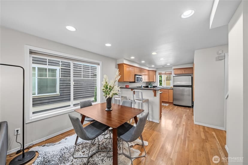 Property photo for 12325 10th Place NE #D, Seattle photo 7