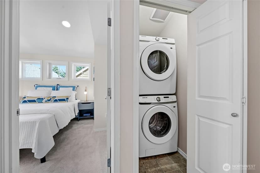 Property photo for 12325 10th Place NE #D, Seattle photo 20