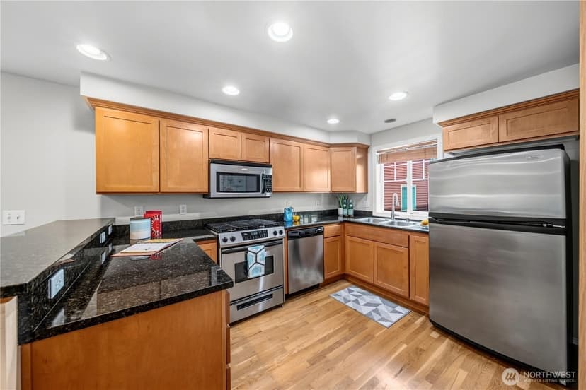 Property photo for 12325 10th Place NE #D, Seattle photo 9