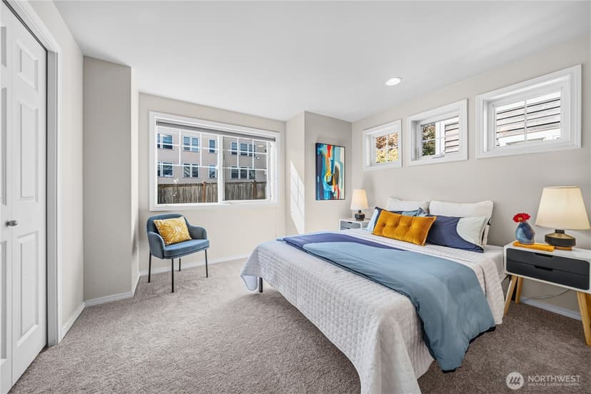 Property photo for 12325 10th Place NE #D, Seattle photo 16