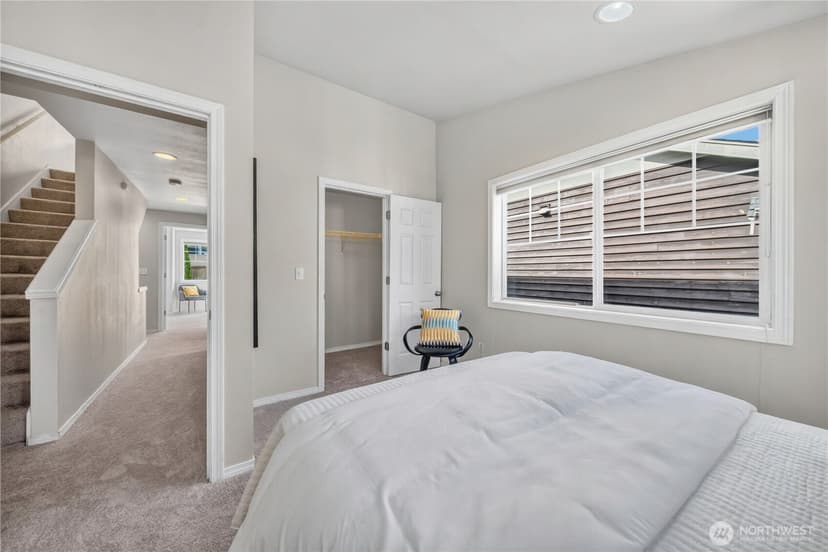 Property photo for 12325 10th Place NE #D, Seattle photo 17