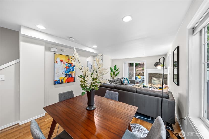 Property photo for 12325 10th Place NE #D, Seattle photo 6