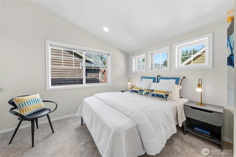 Property photo for 12325 10th Place NE #D, Seattle photo 18