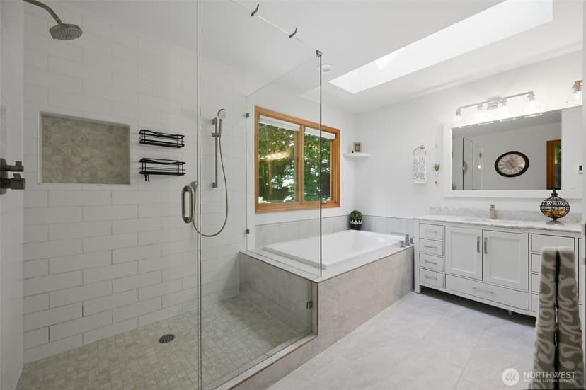 Property photo for 17909 163rd Avenue NE, Woodinville photo 29