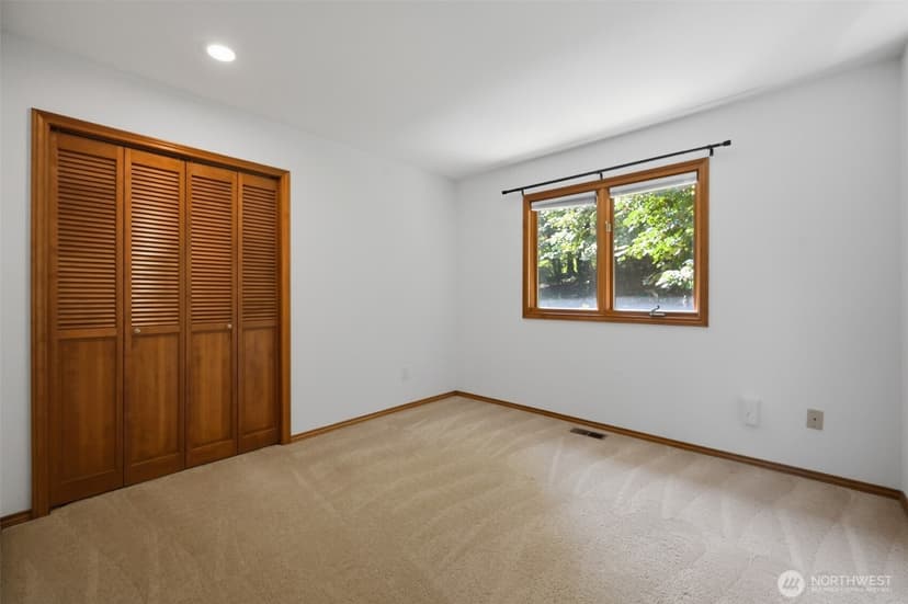 Property photo for 17909 163rd Avenue NE, Woodinville photo 32