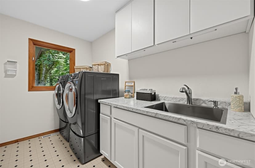 Property photo for 17909 163rd Avenue NE, Woodinville photo 23