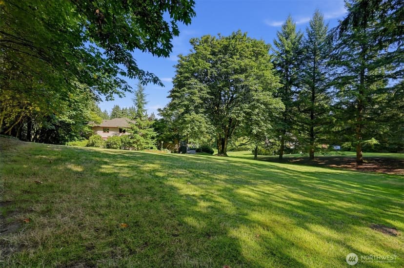 Property photo for 17909 163rd Avenue NE, Woodinville photo 39