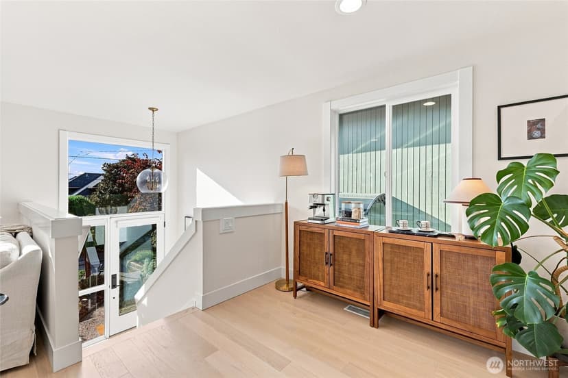 Property photo for 5128 Palatine Avenue N, Seattle photo 21