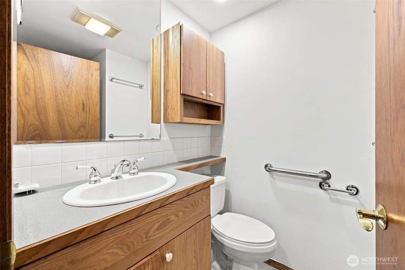 Property photo for 13240 SE 235th Street, Kent photo 22