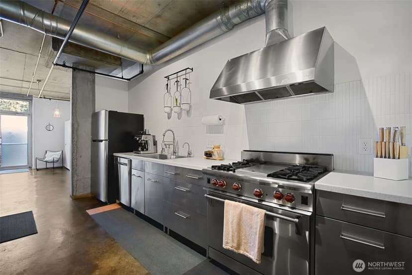 Property photo for 66 Bell Street #4, Seattle photo 13