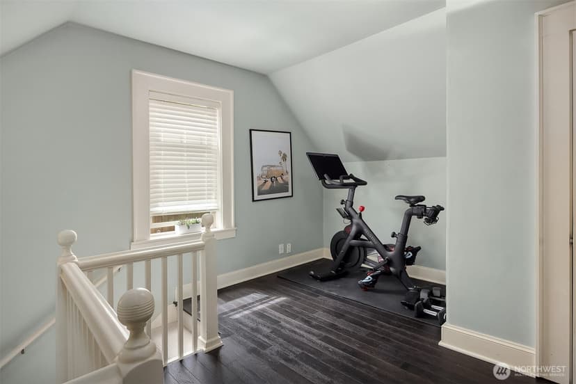 Property photo for 43 W Etruria, Seattle photo 12