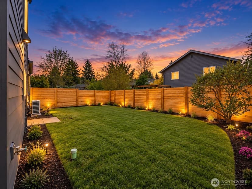 Property photo for 3215 22nd Avenue S, Seattle photo 16