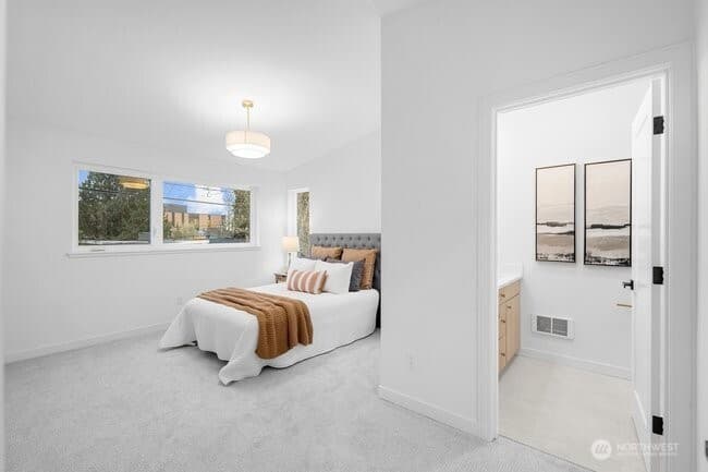 Property photo for 3215 22nd Avenue S, Seattle photo 8