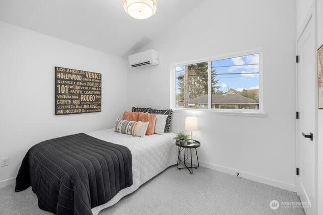 Property photo for 3215 22nd Avenue S, Seattle photo 12