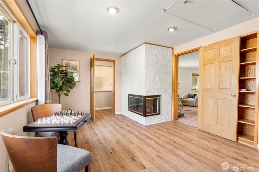 Property photo for 19513 Meridian Avenue N, Shoreline photo 13