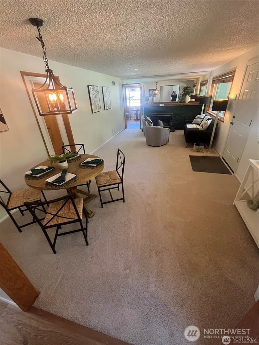 Property photo for 19513 Meridian Avenue N, Shoreline photo 3