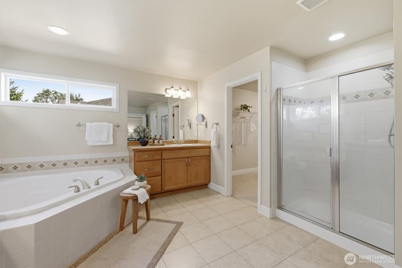 Property photo for 4230 68th Avenue Ct W, University Place photo 16