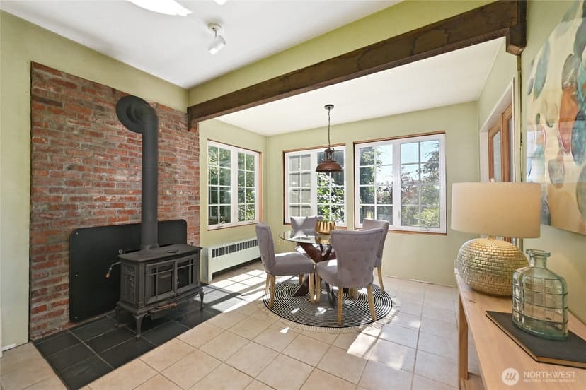 Property photo for 4810 54th Avenue SW, Seattle photo 8