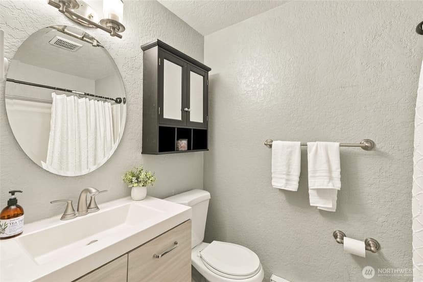 Property photo for 21501 Marine Drive, Stanwood photo 16