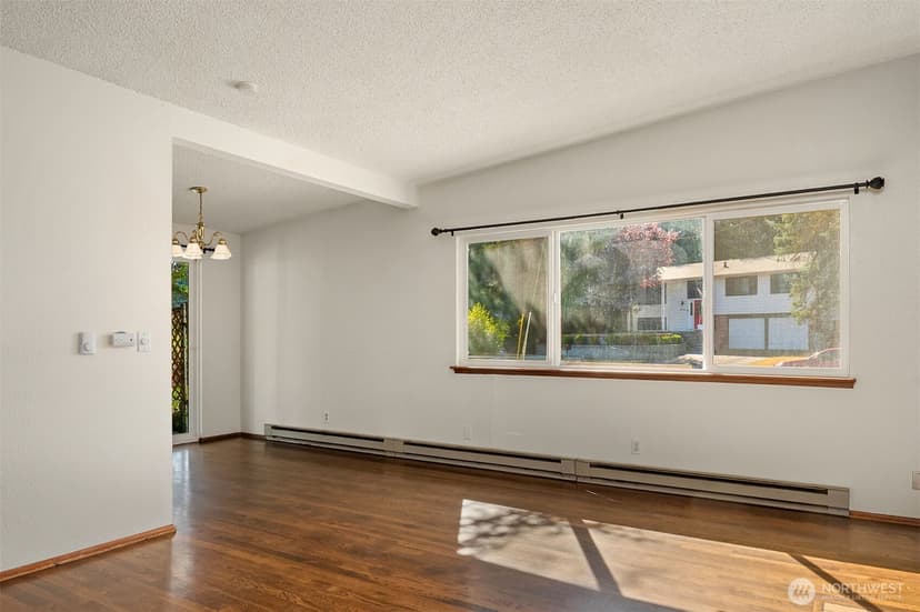 Property photo for 24924 35th Avenue S, Kent photo 17