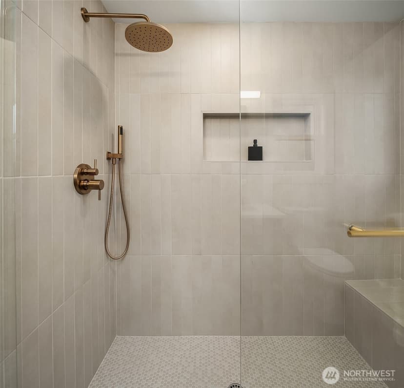 Property photo for 4331 NE 57th Street, Seattle photo 11