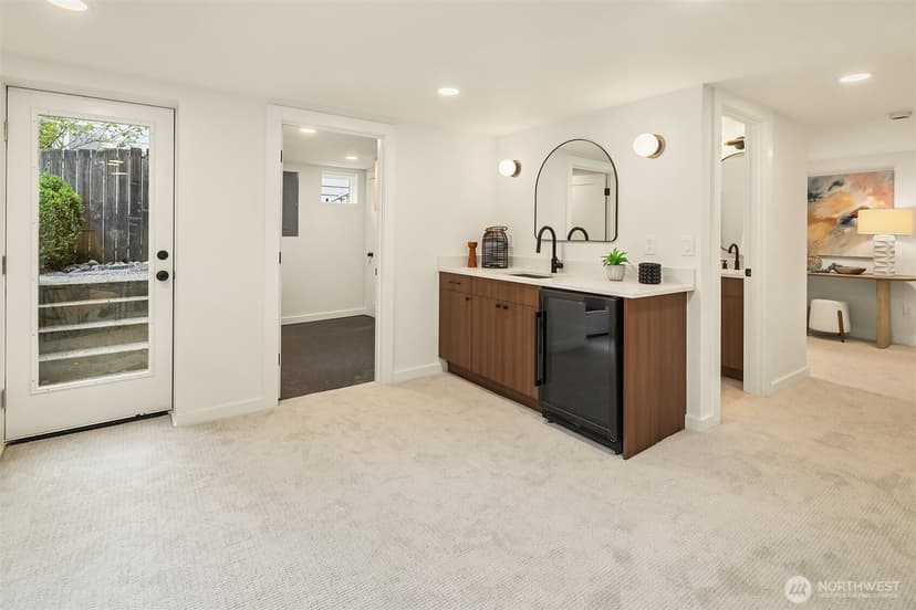 Property photo for 4331 NE 57th Street, Seattle photo 24