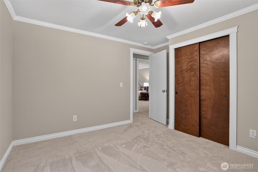 Property photo for 2824 SE 255th Avenue, Sammamish photo 24