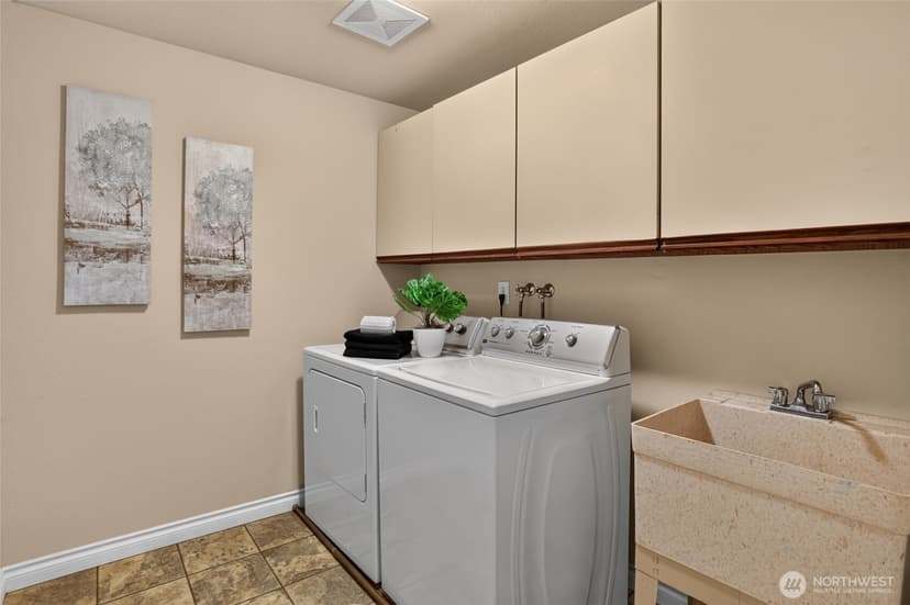 Property photo for 2824 SE 255th Avenue, Sammamish photo 28