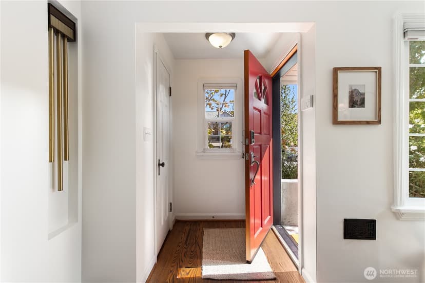 Property photo for 8353 20th Avenue NW, Seattle photo 5