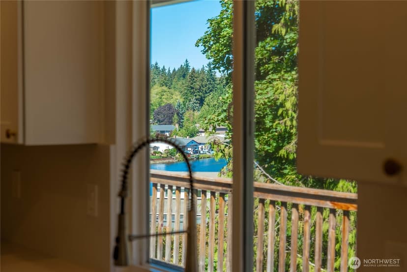 Property photo for 32544 42nd Place SW, Federal Way photo 8