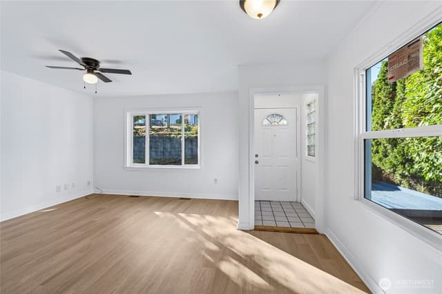 Property photo for 7014 S 126th Street, Seattle photo 5