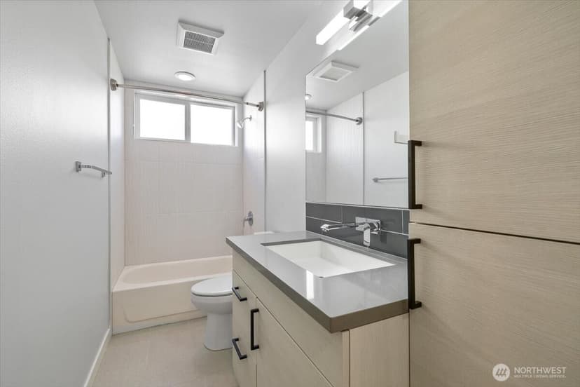 Property photo for 2440 NW 60th Street #A, Seattle photo 12