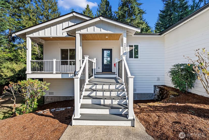 Property photo for 9554 Phillips Road SE, Port Orchard photo 4