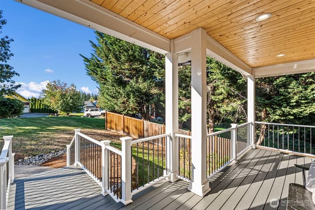 Property photo for 9554 Phillips Road SE, Port Orchard photo 5