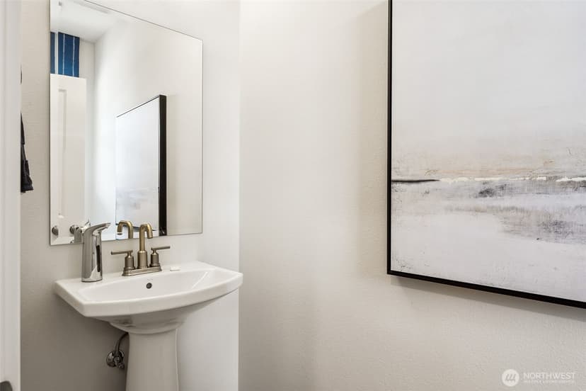 Property photo for 3947 Flat Top Drive, Bremerton photo 4