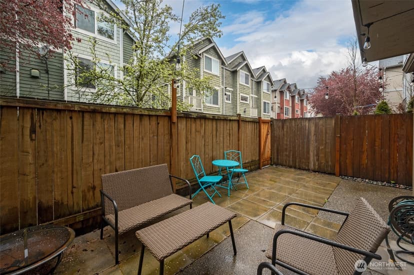 Property photo for 8509 Midvale Avenue N #C, Seattle photo 27
