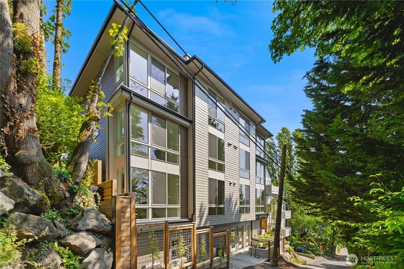 Property photo for 3819 C Fremont Avenue N, Seattle