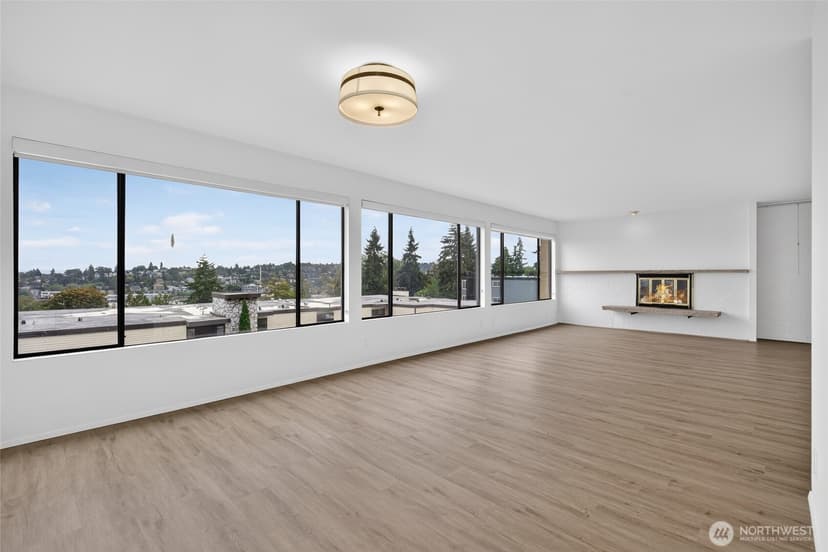 Property photo for 3608 26th Place W #301, Seattle photo 10