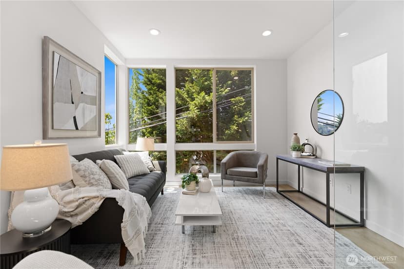Property photo for 3819 A Fremont Avenue N, Seattle photo 5