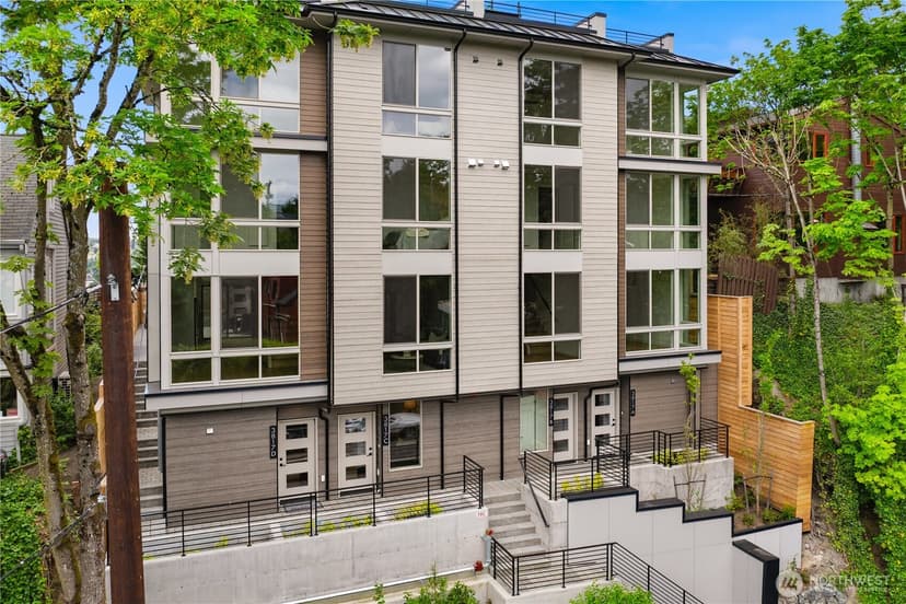 Property photo for 3819 A Fremont Avenue N, Seattle photo 37
