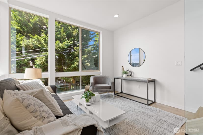 Property photo for 3819 A Fremont Avenue N, Seattle photo 7